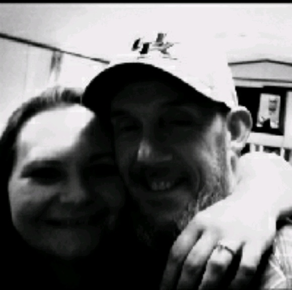 Meet your Posher, Jessica - Picture 1 of 1